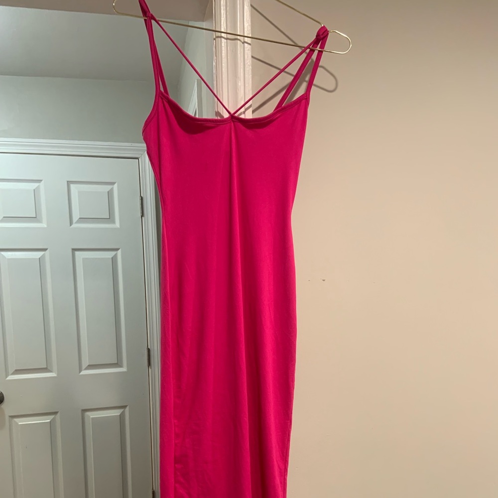 Sexy pink bodycon dress 😍